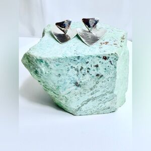 Silpada RARE UNRELEASED 🦄 Hammered Sterling Arrowhead Jacket & Post Earrings